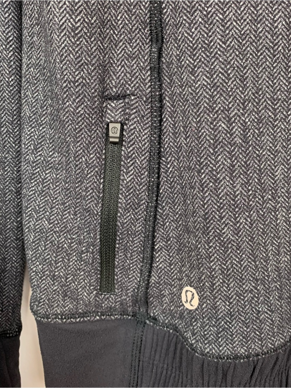 Lululemon Think Fast Hoodie Sz 6 Pullover Hoodie Heathered Herringbone Black - Picture 4 of 12